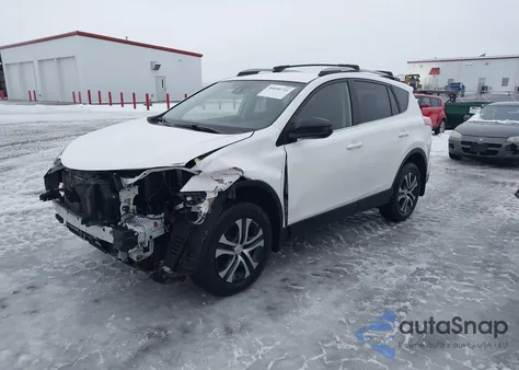 2017 Toyota Rav4 Le z USA, uszkodzony, nr VIN JTMBFREV5HJ161109